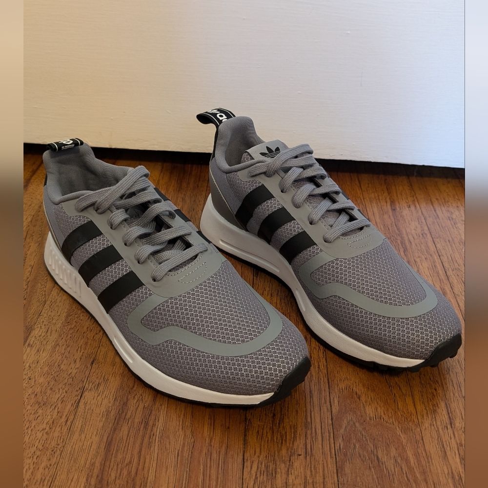 Adidas Mens Multix Gray Size 8 US